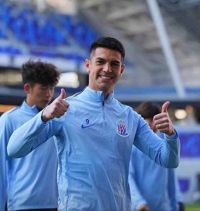 中超转会:23球4助日本金靴加盟中超,申花锋霸疑似自宣离队