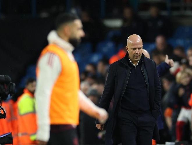 萨拉赫是否是利物浦的替罪羊4大数据断崖下滑，斯洛特变阵失败