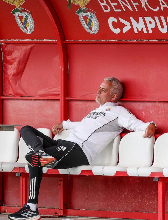 穆里尼奥曾两次拯救意甲，而这次鏖战那不勒斯和尤文，是国运之战