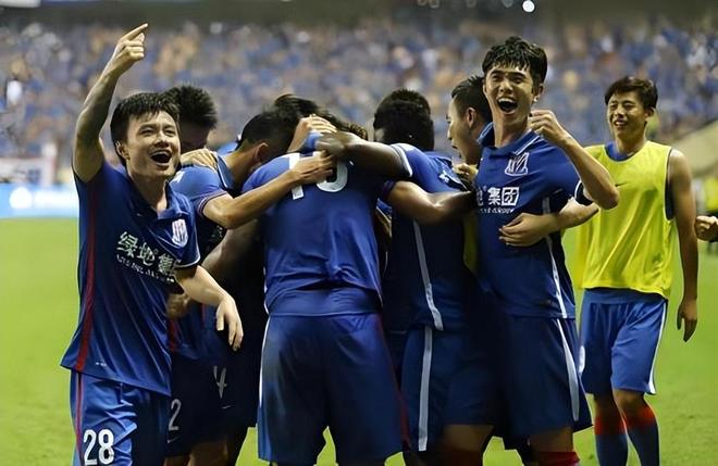 喜讯！国足可能在2027年喜添一位新归化，曾是爱沙尼亚金靴级射手