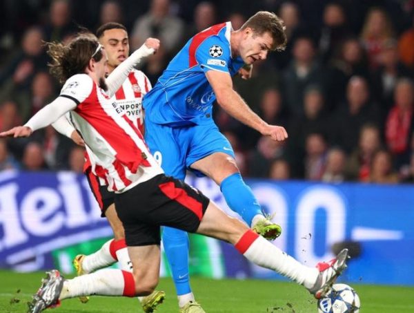 逆转！30岁锋霸独造2球，西甲豪强连进3球，欧冠翻盘