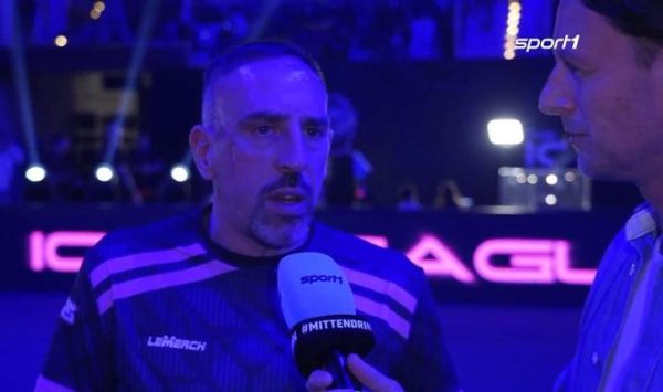 卡尔是否该去踢世界杯里贝里：足球中没有“太早”这一说法