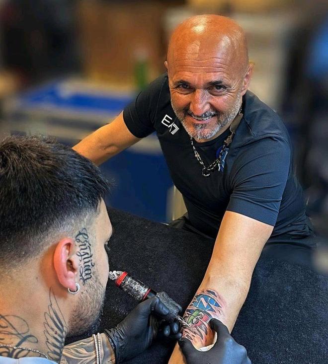 不原谅！斯帕莱蒂重返那不勒斯全程遭嘘曾发誓永不与老东家为敌