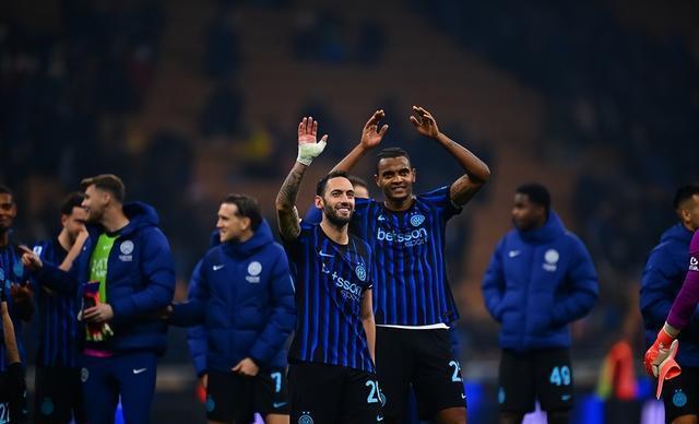 4：0！劳塔罗破意甲纪录，国米火力全开2场狂进9球，登顶意甲榜首