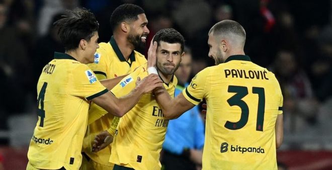 32！米兰连扳3球逆转意甲13轮不败重返榜首27岁美队双响+绝杀