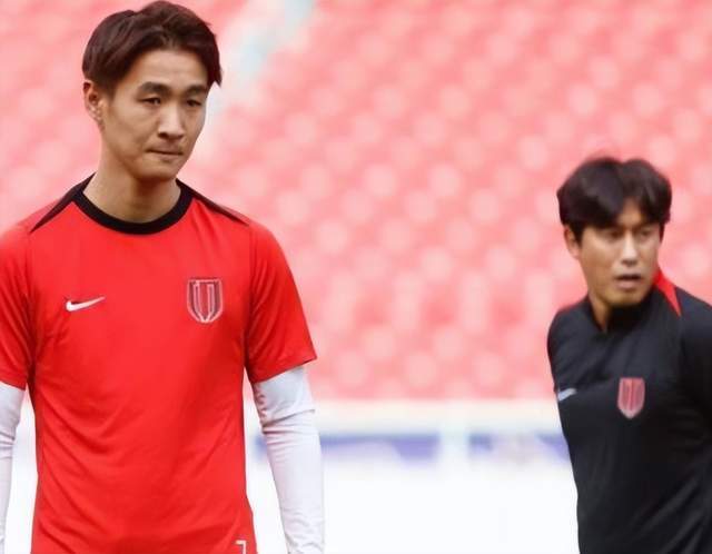 真想赢！亚冠战平日本豪门：韦世豪和徐正源赛后连说3个生气！