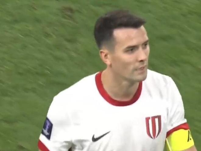 22被绝平,中超网红队亚冠战平领头羊,2个点球,积分榜成都倒第3