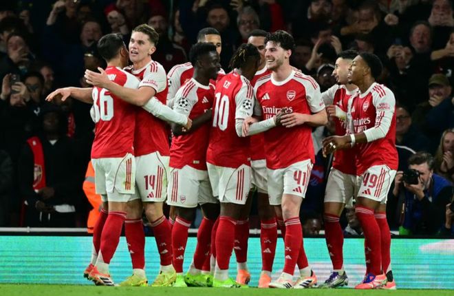 6连胜！阿森纳一只脚进欧冠16强，穆里尼奥神了：20掀翻意甲冠军