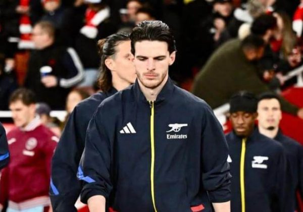 博主：赖斯虽然身体不适，但他本想随队前往欧冠客场