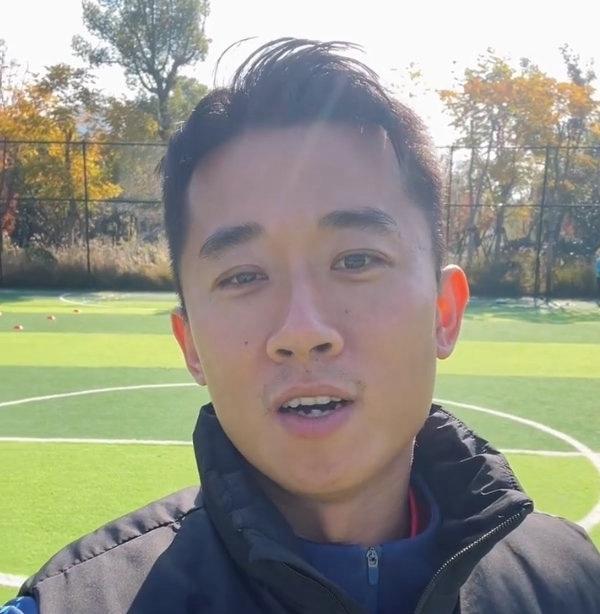 插图1–中超旧将：李铁执教能力很强！对足球非常热爱，训练量大+要求高