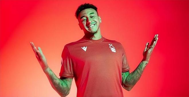 插图1–他刚在踢上港的比赛爆发,就被老东家解约离队,球迷建议来中超