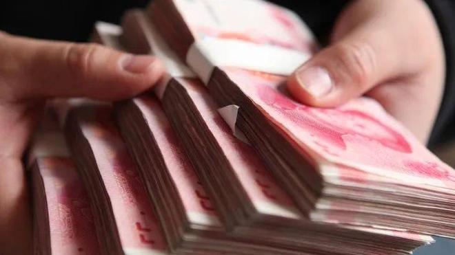 插图1–中超国内球员年薪500万封顶