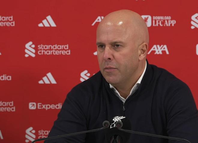 插图1–斯洛特：对方的进球在我看来不算是机会，否则我们有20次机会