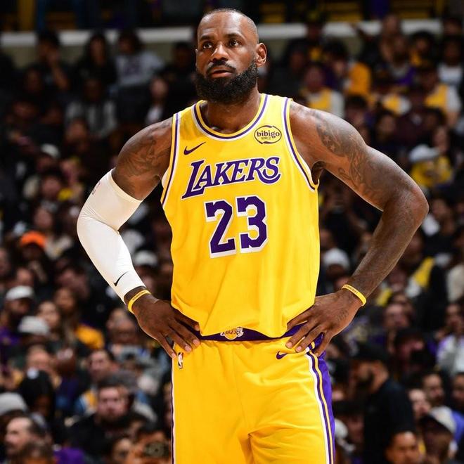 健康第一,詹姆斯若想参与赛季末各大奖项评选休战额度仅剩1场