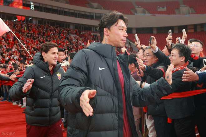 喜讯！三位老将依然是上港下赛季夺冠基石，武磊领衔将强势回归