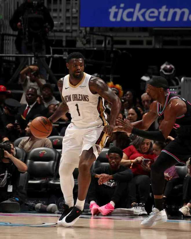 鲍威尔34+9三分生涯新高 热火大胜送鹈鹕7连败稳居西部倒数第一